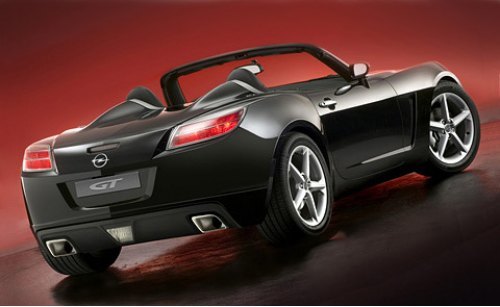 GT уникален — заднеприводного родстера с мощным мотором за эти деньги в Европе не найти.