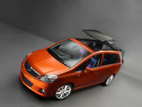 В серию Zafira Libertin запускать не планируют. По мнению создателей, минивэн без крыши слишком…