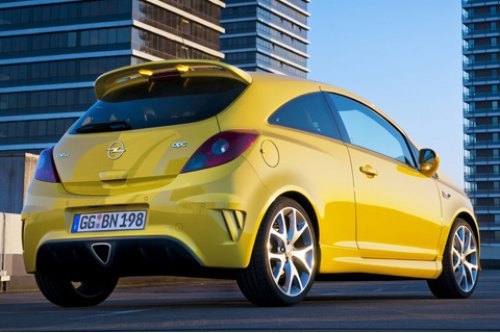 У водителя появился собственный «зеленый» суфлер, подсказывающий оптимальный момент переключения…