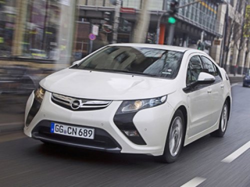 Ожидается, что «вторая» Ampera будет иметь увеличенный запас хода на электротяге. Нынешняя способна…