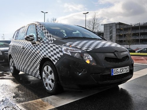 Официальная премьера минивэна Opel Zafira третьего поколения состоится, предположительно, на…