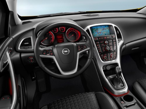 Навигационная система входит в пакет опций под названием Premium. Его цена — 59 тысяч рублей.