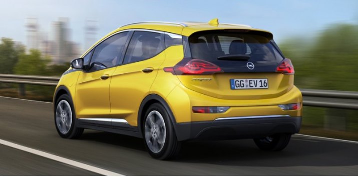 По предварительным данным, первый публичный показ Опеля Ampera-e состоится осенью на мотор-шоу в…