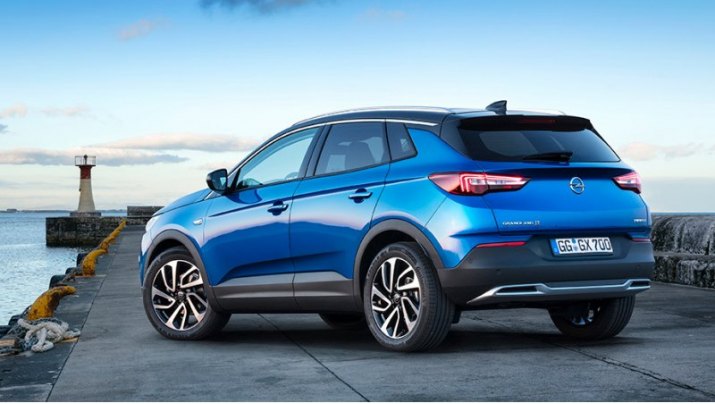 Автомобили с турбомотором 1.2 и «механикой» ускоряются до сотни за 11,1 с, а с автоматической…