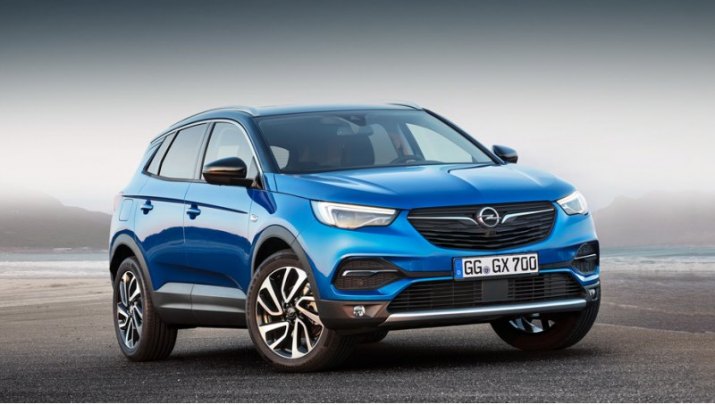 Сейчас топовым паркетником Опеля считается Grandland X (на фото) — родственник Peugeot 3008. Следом…