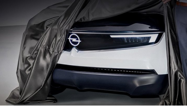 Дебют бензиновых и дизельных модификаций Корсы намечен на 2019 год, а в 2020-м на рынок выйдет…