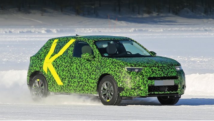 Длина при смене поколения вырастет не радикально — с 4,28 м примерно до 4,3, а колёсная база…