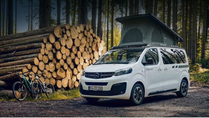 Zafira Life Crosscamp Lite комплектуется двумя турбодизелями на выбор — 1.5 (120 л.с.) и 2.0 (145 и…