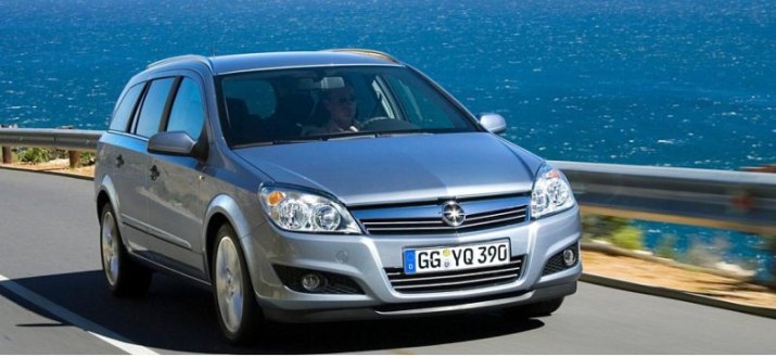 Автосайт «За рулем» назвал Opel Astra достойным универсалом на вторичке РФ за 500 тыс. рублей