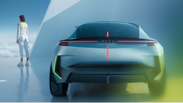 Немецкий бренд отмечает, что самой яркой особенностью Experimental EV является полное отсутствие…