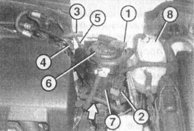 8.8. Filtr paliwa (6) silnik diesla (na przykładzie Z13DT) - strzałka wskazuje złącze wtykowe…