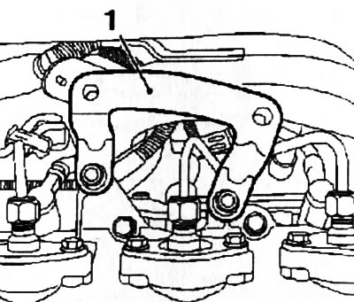10,70. Konzola (1) pre držiak ECM (motor Z17DTH)