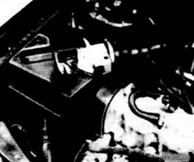 Проверка, снятие и регулировка измерителя потока воздуха (Опель Кадет D ...