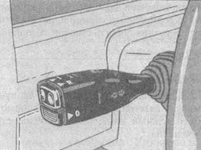 On models with automatic transmission, the device is activated only in position «D».