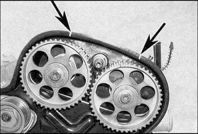 1. Clean the shaft sprockets and pulleys thoroughly.
