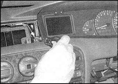 Как снять панель приборов вектра б Instrument panel - removal and installation (Opel Omega B 1993-1999: Electrical 