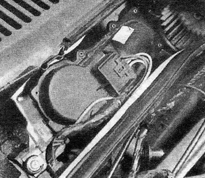 Foto 36.4 Motor stieračov čelného skla