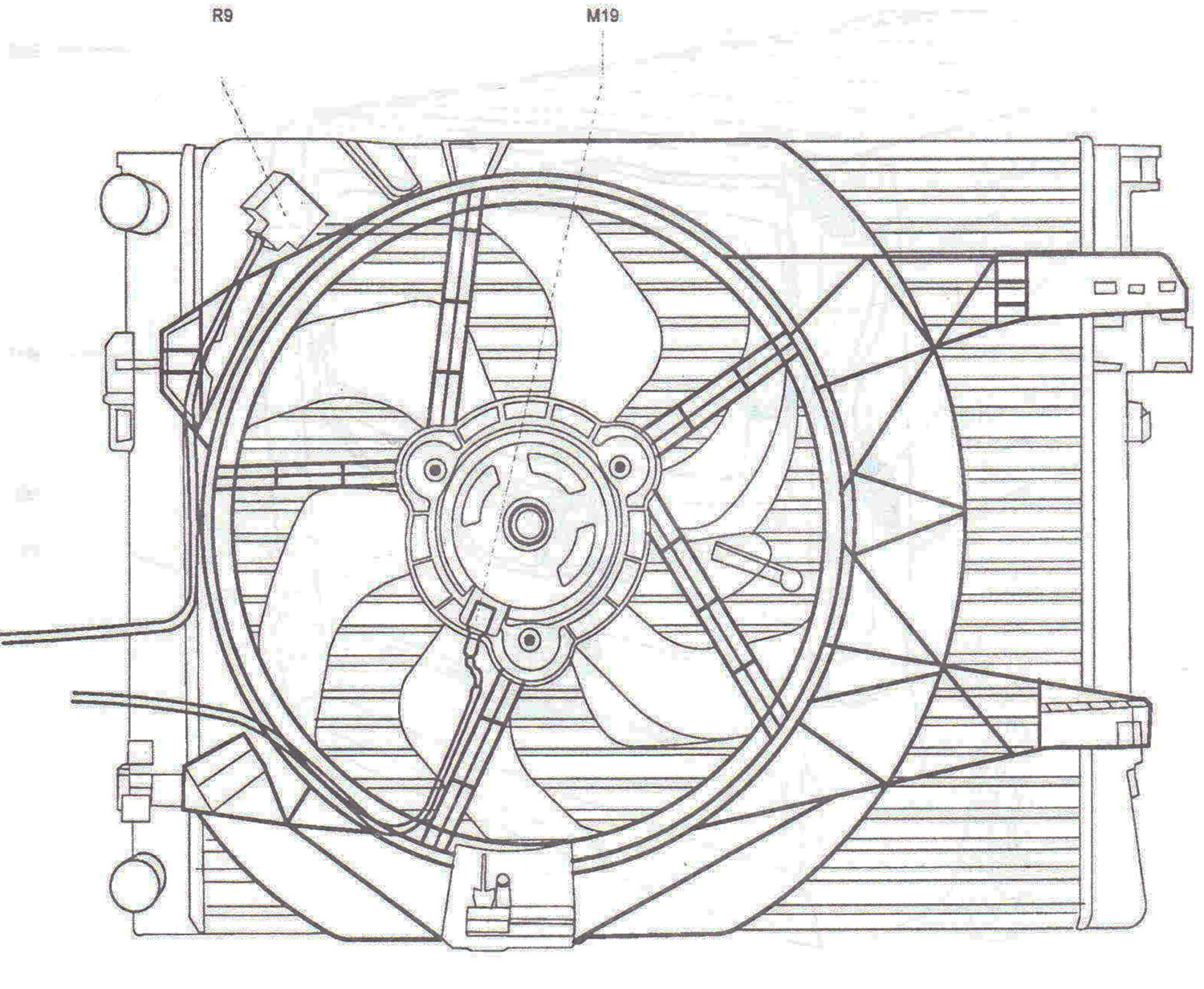 Engine Radiator F4R720 and F9Q760/762