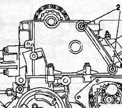Using new bolts (2), secure the single-row chain guide and tighten the bolts to 8 Nm.