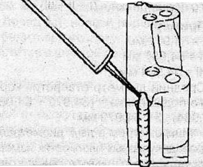 Install the crankshaft onto the main bearing shells in the cylinder block.