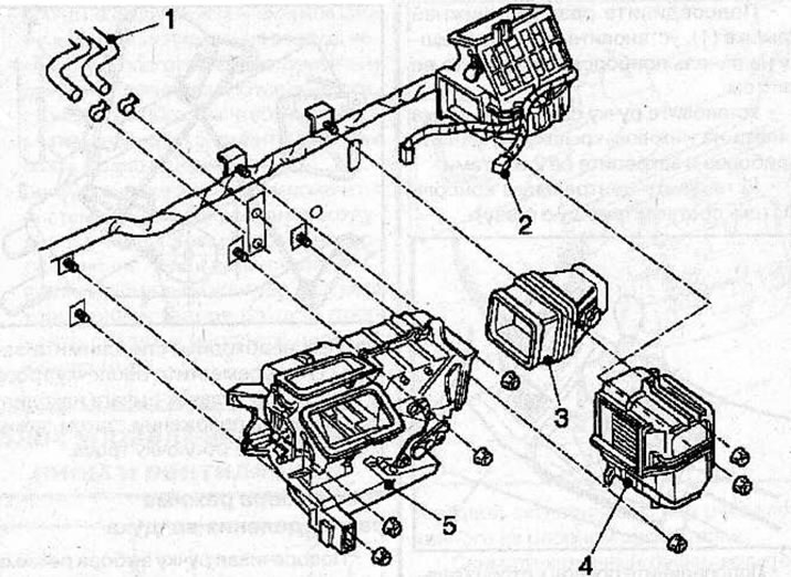 Heater unit: 1 - hoses; 2 - connector; 3 - air duct; 4 - evaporator; 5 - heater unit