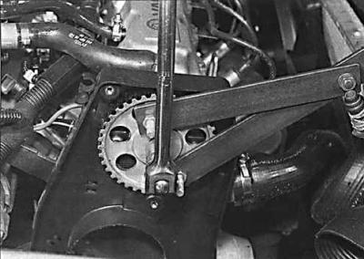 1. Remove the timing belt.