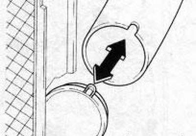 7.33 When installing the air intake hoses, it is necessary to align the protrusions of the pipes…
