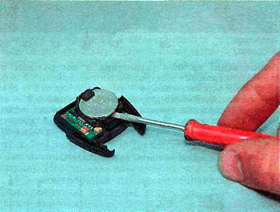 Папярэджанне! Пасля вымання элемента харчавання ў вас ёсць тры хвіліны, каб усталяваць новы. У…