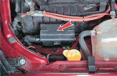 На автомобилях с системой кондиционирования после 2000 г. выпуска устанавливается один…